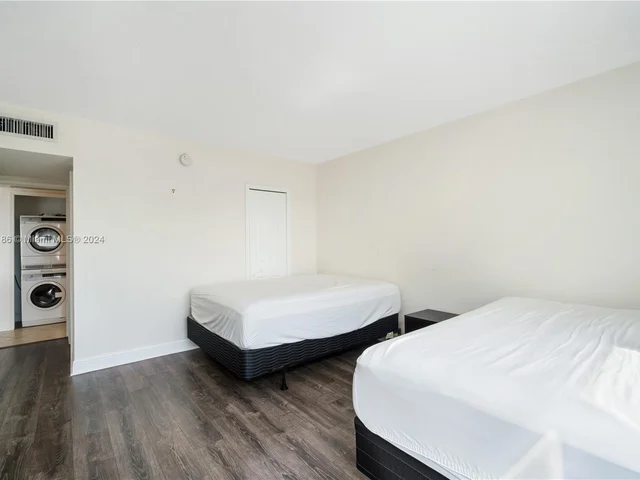 10350 W Bay Harbor Dr # 4K, Bay Harbor Islands FL 33154