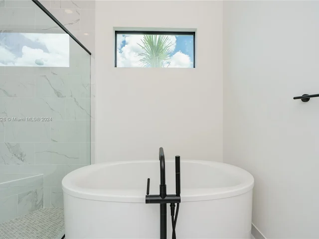 14850 Millstone Ranches Dr, Davie FL 33331