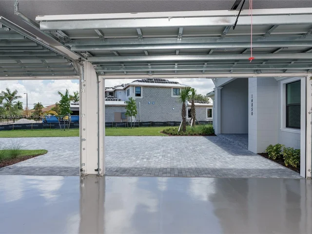 14850 Millstone Ranches Dr, Davie FL 33331