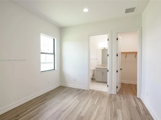 14850 Millstone Ranches Dr, Davie FL 33331