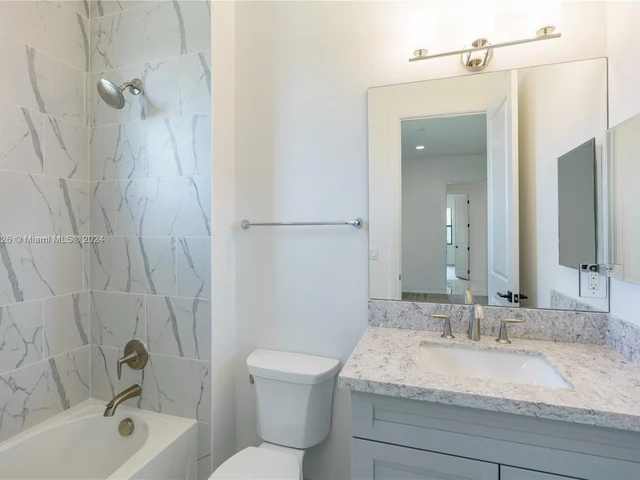 14850 Millstone Ranches Dr, Davie FL 33331