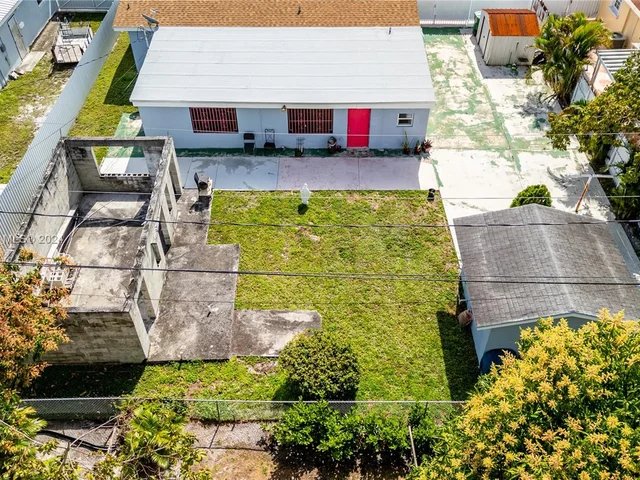 2821 NW 171st Ter, Miami Gardens FL 33056