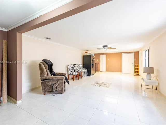 2821 NW 171st Ter, Miami Gardens FL 33056