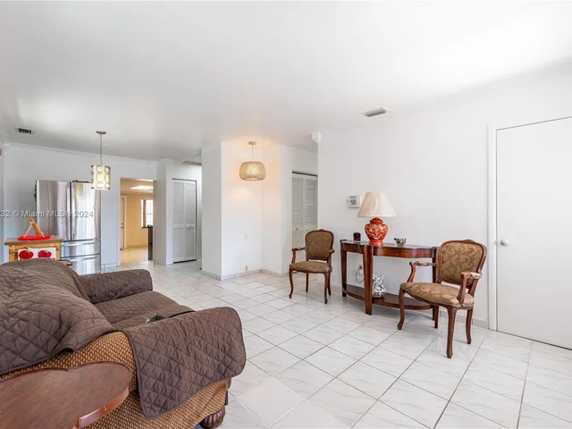 2821 NW 171st Ter, Miami Gardens FL 33056