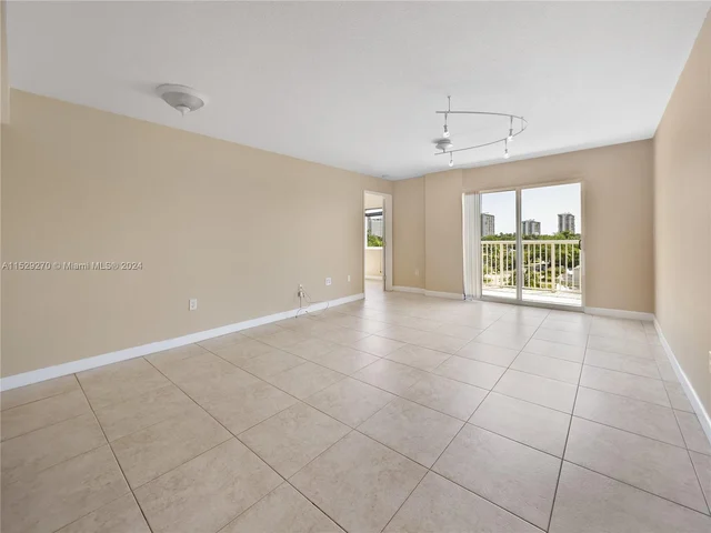 280 SW 20th Rd # 702, Miami FL 33129