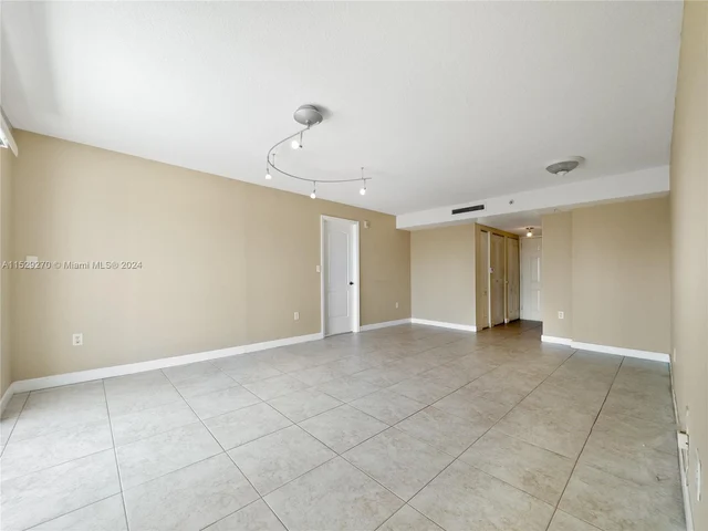 280 SW 20th Rd # 702, Miami FL 33129