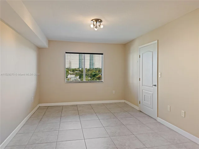 280 SW 20th Rd # 702, Miami FL 33129