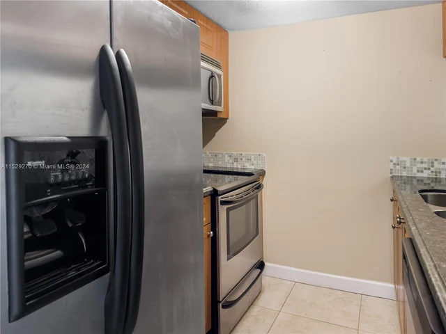 280 SW 20th Rd # 702, Miami FL 33129