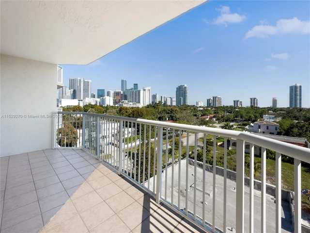 280 SW 20th Rd # 702, Miami FL 33129