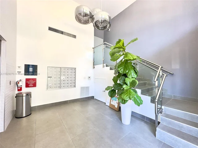 280 SW 20th Rd # 702, Miami FL 33129