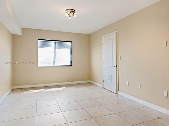 280 SW 20th Rd # 702, Miami FL 33129