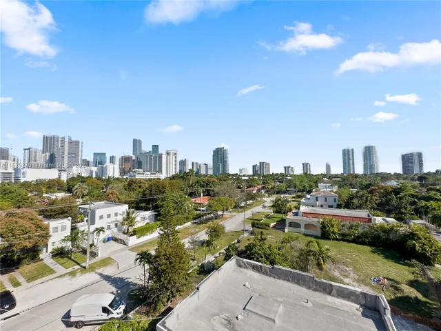 280 SW 20th Rd # 702, Miami FL 33129