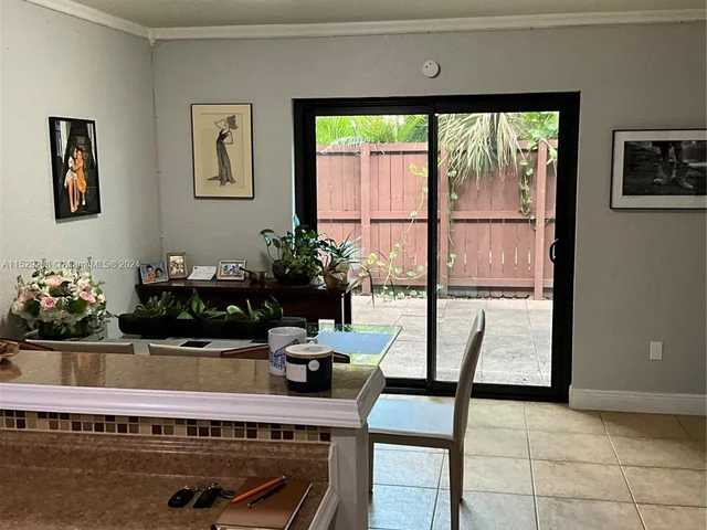 6517 SW 116th Pl # G, Miami FL 33173