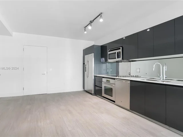 31 SE 6th St # 1806, Miami FL 33131