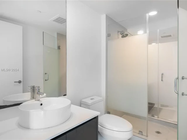 31 SE 6th St # 1806, Miami FL 33131