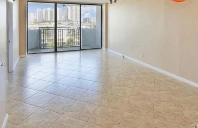 3703 NE 166th St # 709, North Miami Beach FL 33160