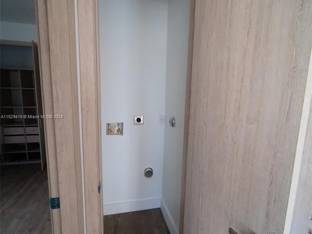 500 Foster Rd # C, Hallandale Beach FL 33009