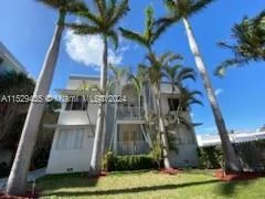 9248 Collins Ave # 205, Surfside FL 33154