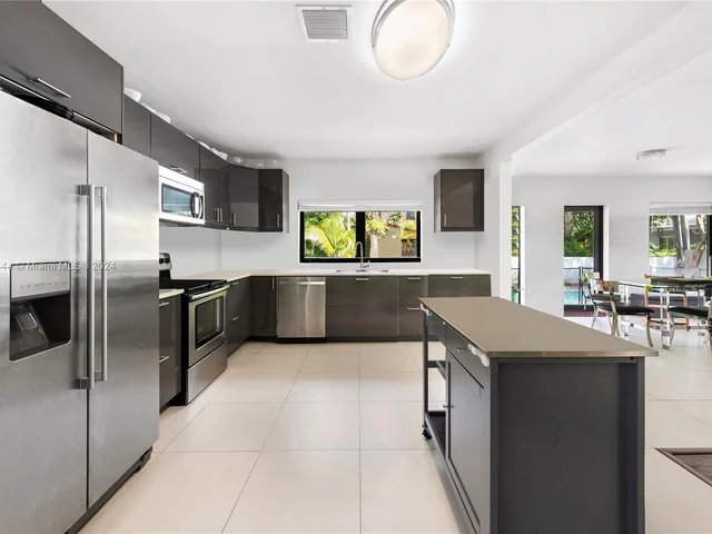 485 NE 55th Ter, Miami FL 33137