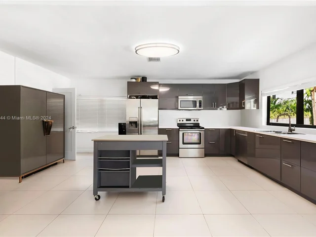 485 NE 55th Ter, Miami FL 33137