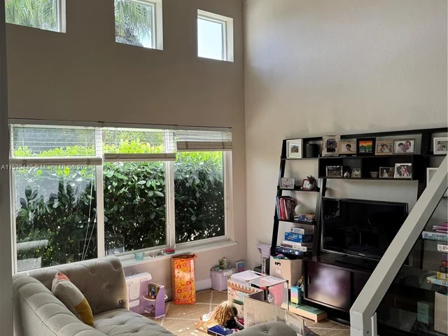 6287 SW 39th St # 0, Miami FL 33155