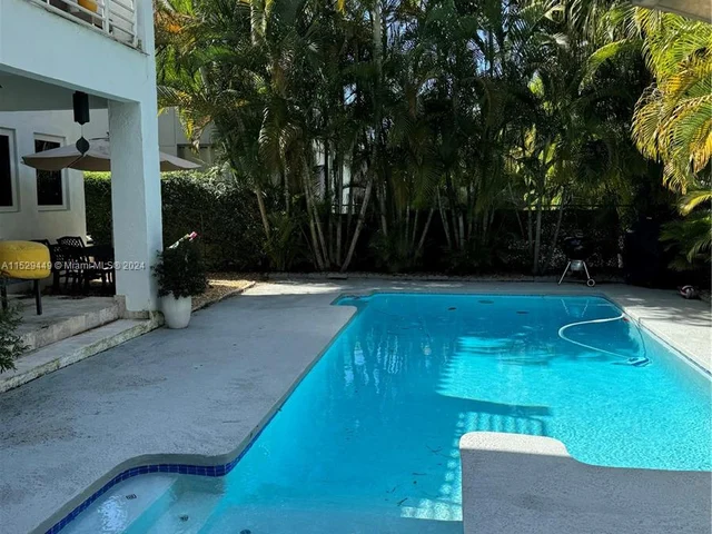 6287 SW 39th St # 0, Miami FL 33155