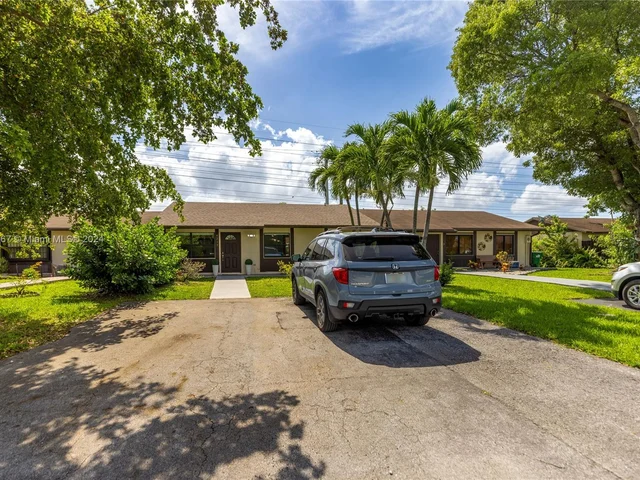 4217 SW 136th Pl # 0, Miami FL 33175