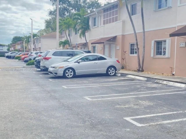 8567 SW 109th Ave # 8567, Miami FL 33173