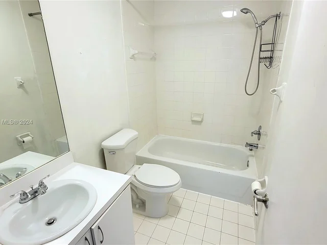 8567 SW 109th Ave # 8567, Miami FL 33173