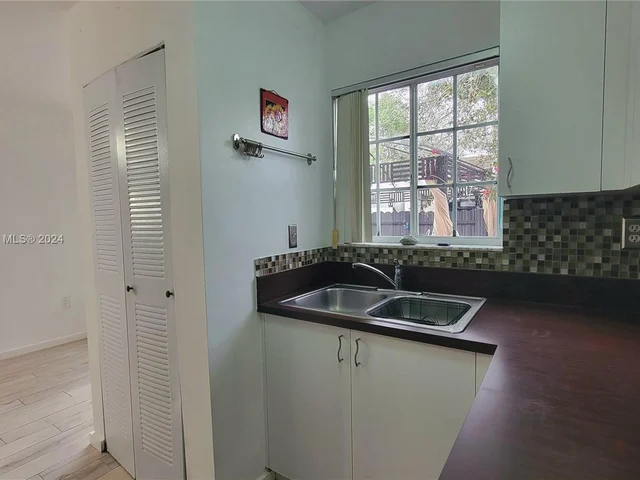 8567 SW 109th Ave # 8567, Miami FL 33173