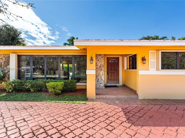 9500 SW 81st Ave, Miami FL 33156