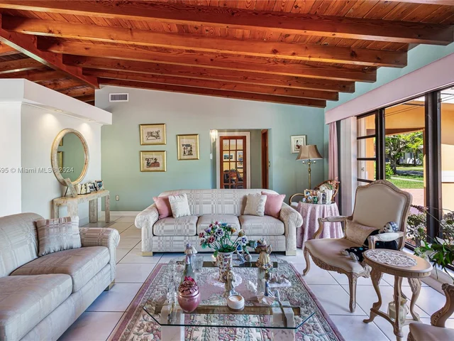 9500 SW 81st Ave, Miami FL 33156