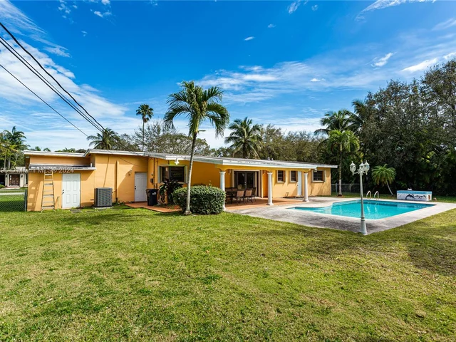 9500 SW 81st Ave, Miami FL 33156