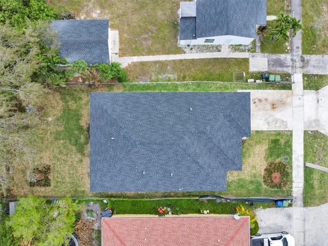 108 NW 1st Ave, Hallandale Beach FL 33009