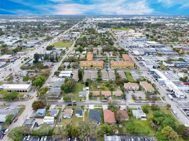 108 NW 1st Ave, Hallandale Beach FL 33009