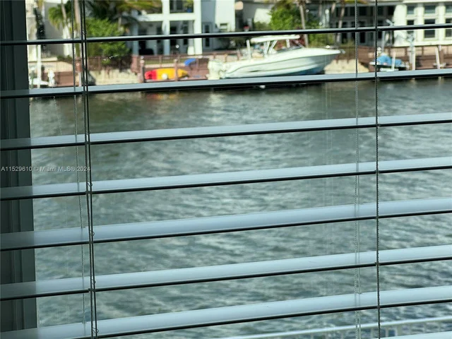 1410 S Ocean Dr # 305, Hollywood FL 33019