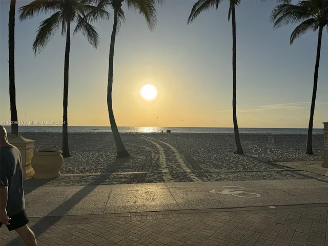 1410 S Ocean Dr # 305, Hollywood FL 33019