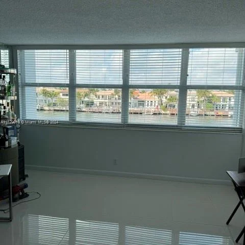 1410 S Ocean Dr # 305, Hollywood FL 33019