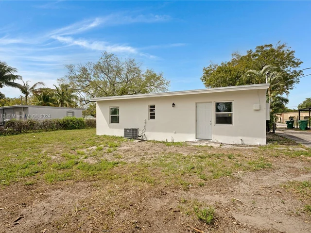 15955 W Bunche Park Dr, Miami Gardens FL 33054