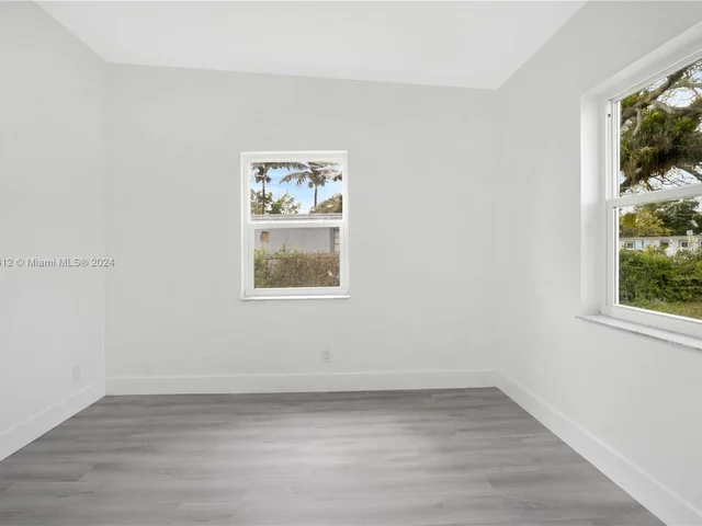 15955 W Bunche Park Dr, Miami Gardens FL 33054