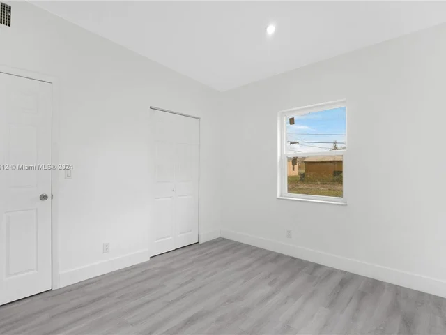 15955 W Bunche Park Dr, Miami Gardens FL 33054