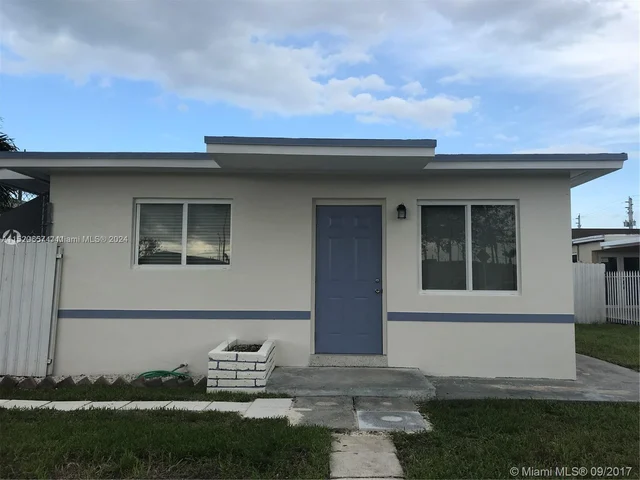 41 NW 76th Ave # 0, Miami FL 33126