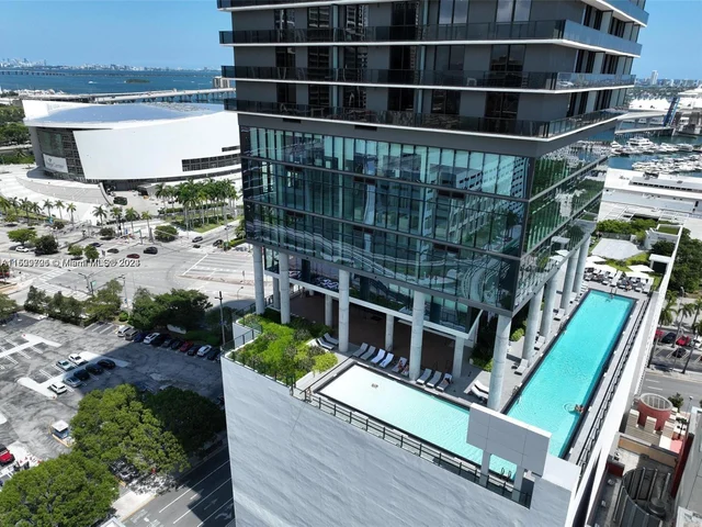 398 NE 5th St # 1703, Miami FL 33132