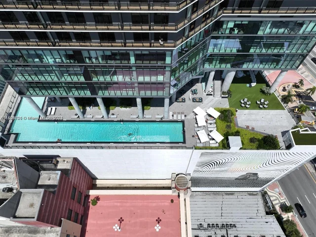 398 NE 5th St # 1703, Miami FL 33132