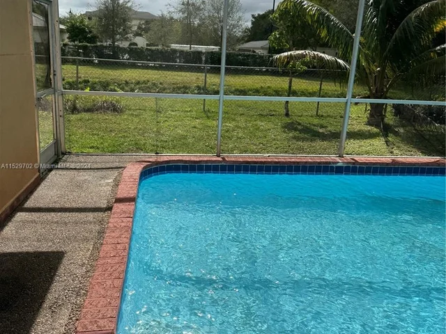 7120 NW 20th Street, Sunrise FL 33313