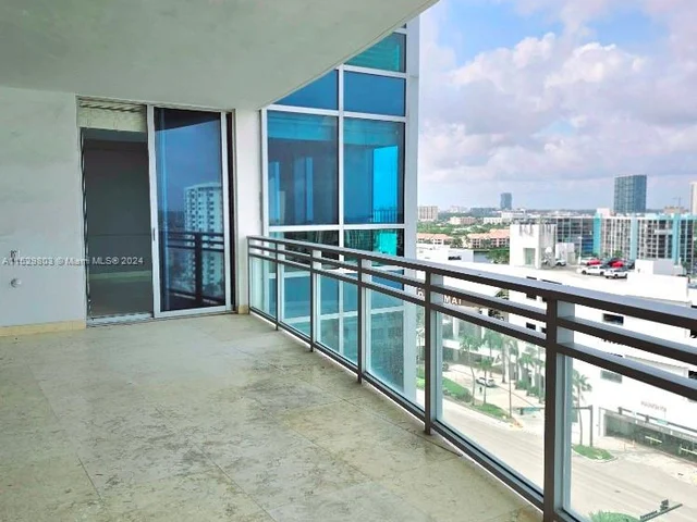 3535 S Ocean Dr # 1206, Hollywood FL 33019