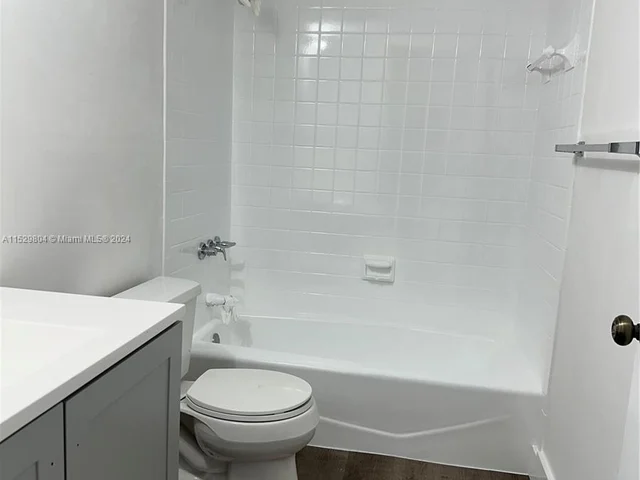 3561 SW 117th Ave # 408, Miami FL 33175