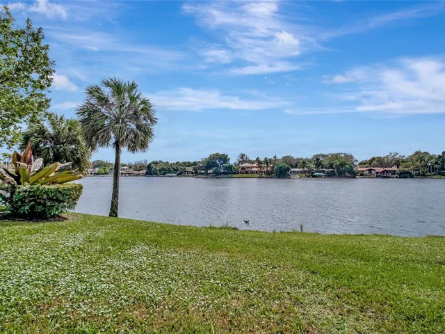 6951 Loch Ness Dr, Miami Lakes FL 33014