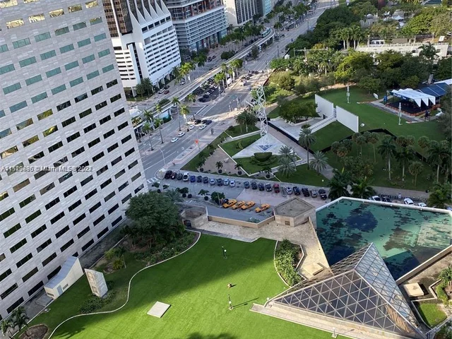 335 S Biscayne Blvd # 2900, Miami FL 33131