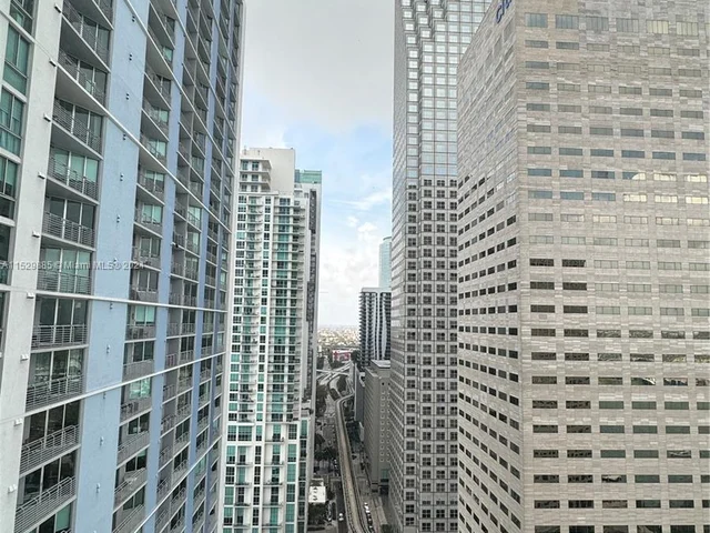 335 S Biscayne Blvd # 2900, Miami FL 33131